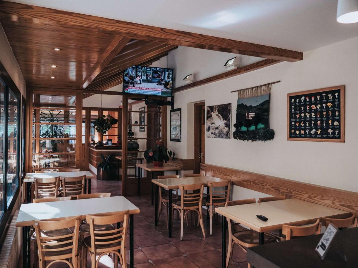 Hostal Les Fonts Castellar De N'Hug Εξωτερικό φωτογραφία
