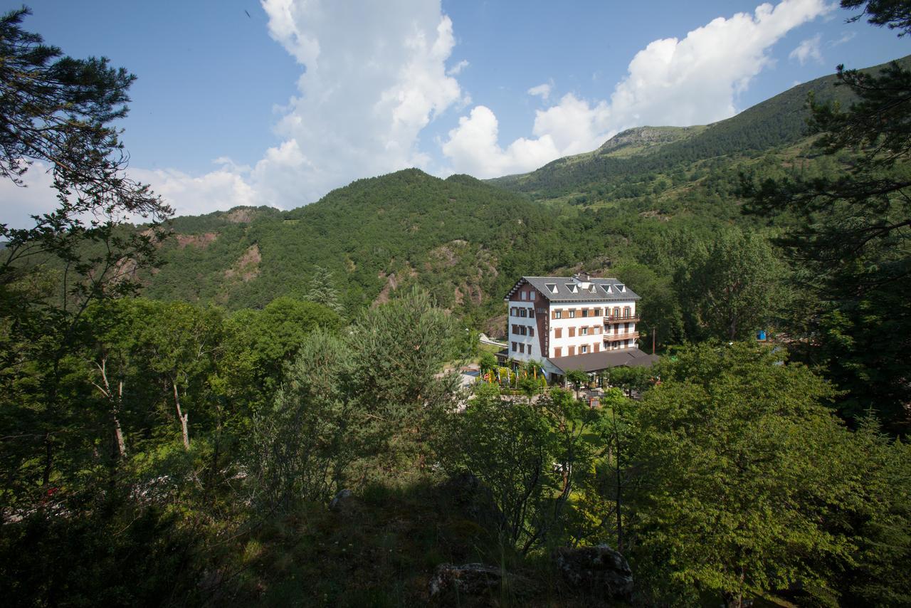 Hostal Les Fonts Castellar De N'Hug Εξωτερικό φωτογραφία